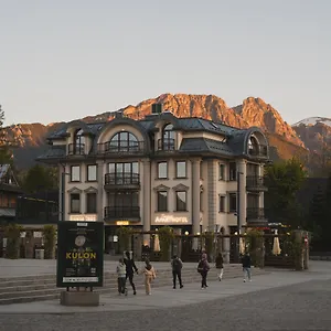 **** Aparthotel Cristina Polen