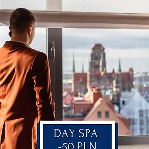Marina Club Old Town View Отель Гданьск