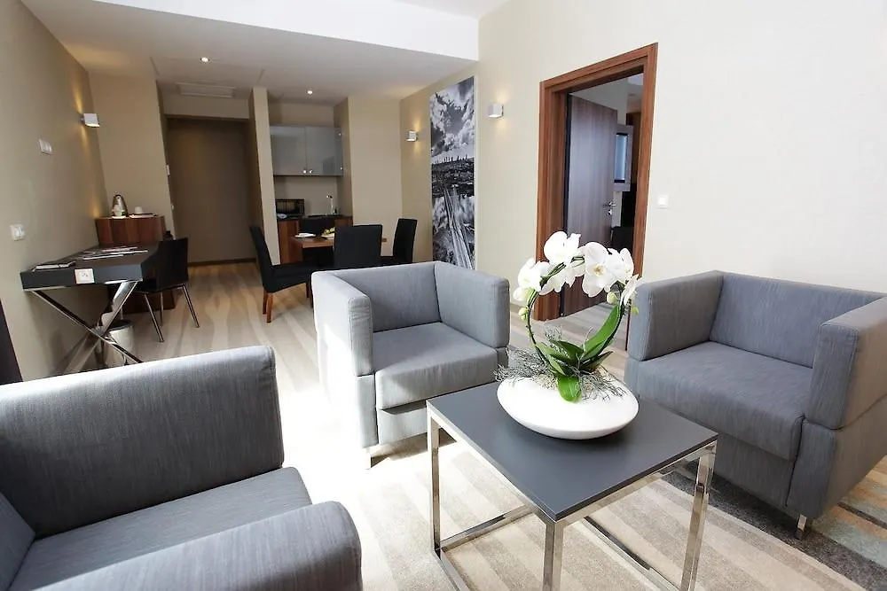 Warsaw Plaza Hotel