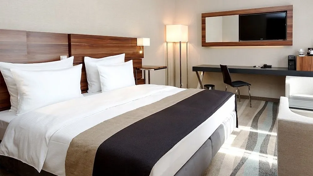 Warsaw Plaza Hotel